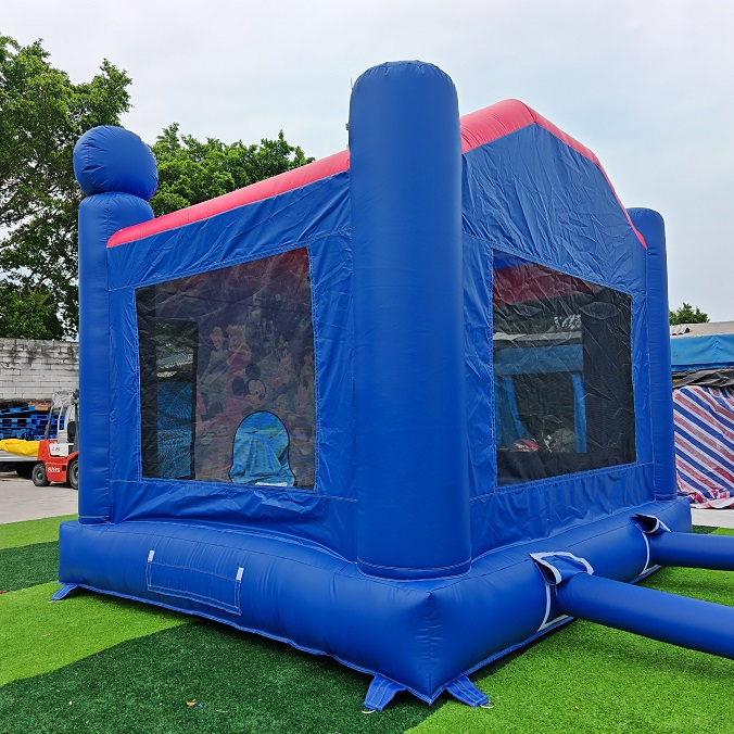 Inflatable bouncer 02